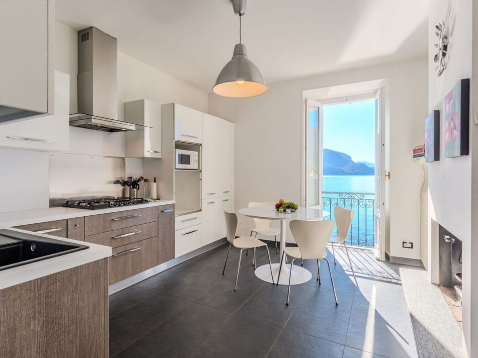 Swimming Pool, Outdoor Furniture, Resort, Sunlounger, Shade, Hotel, Resort Town, Thermae, Eco Hotel, Umbrella