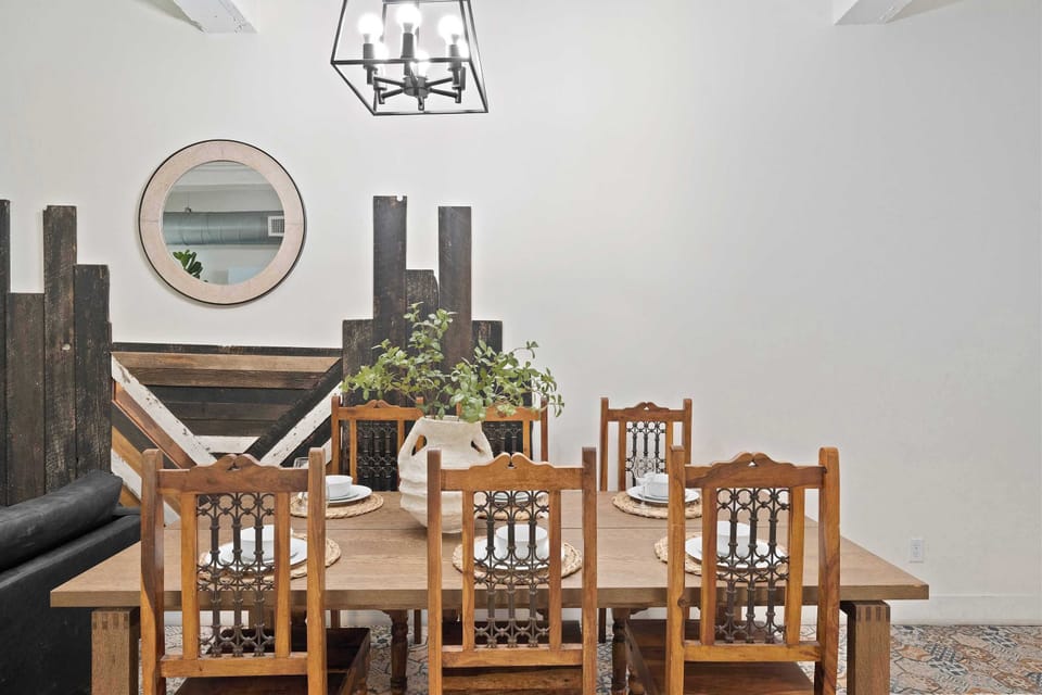Dining space with seating for everyone