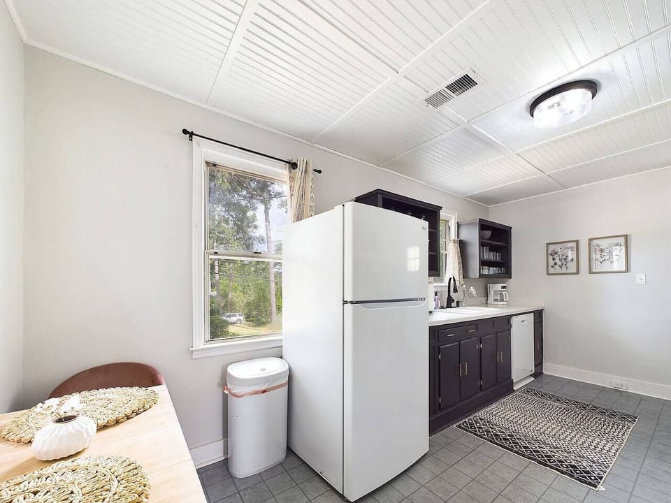Kitchen (1)