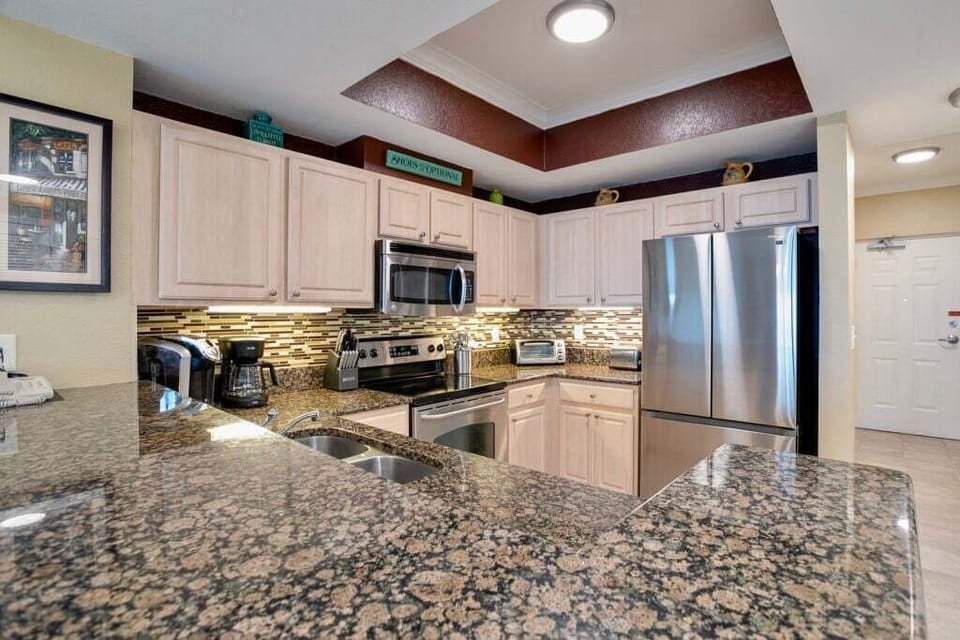 Crystal Tower 1207. 2 Bedroom 2 Bathroom. Unit Sleeps 6. Managed by Island Rentals