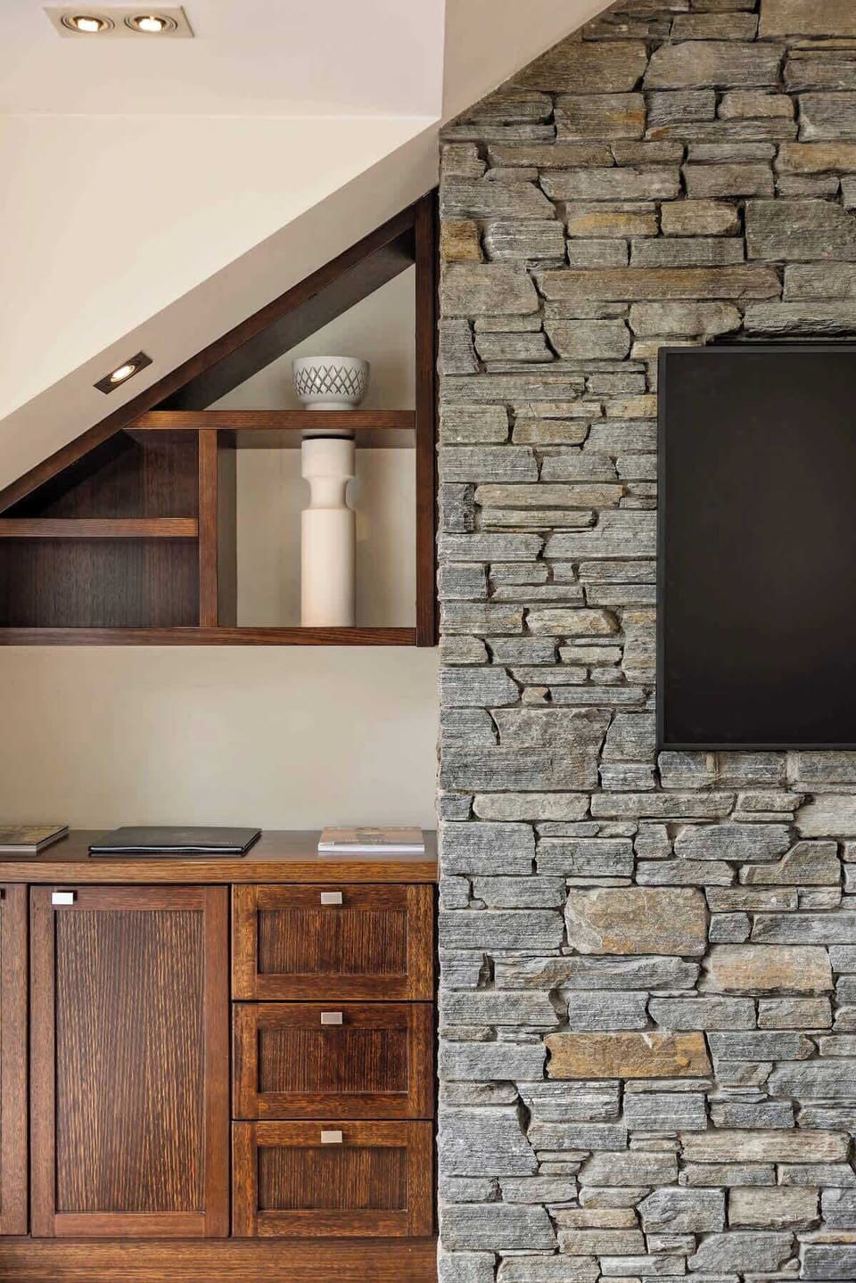 Seamlessly Connected Living – The open-plan layout of this stylish living room flows effortlessly to the private balcony, offering spectacular views and a gas fireplace for added warmth and coziness.