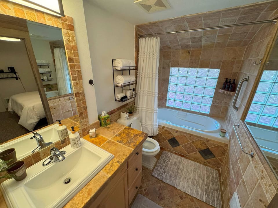 A bright and well-stocked bathroom – perfect for unwinding after the day.
