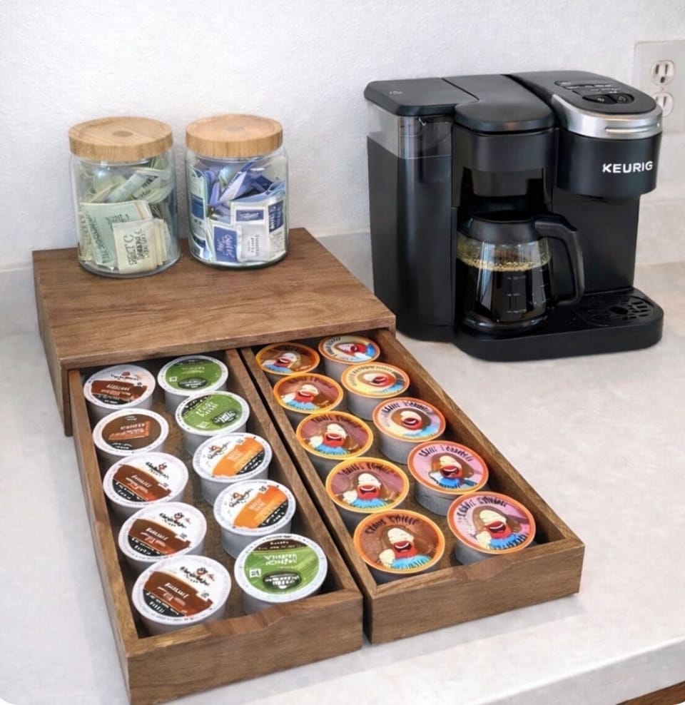 Start your morning right with complimentary coffee pods and sugars!