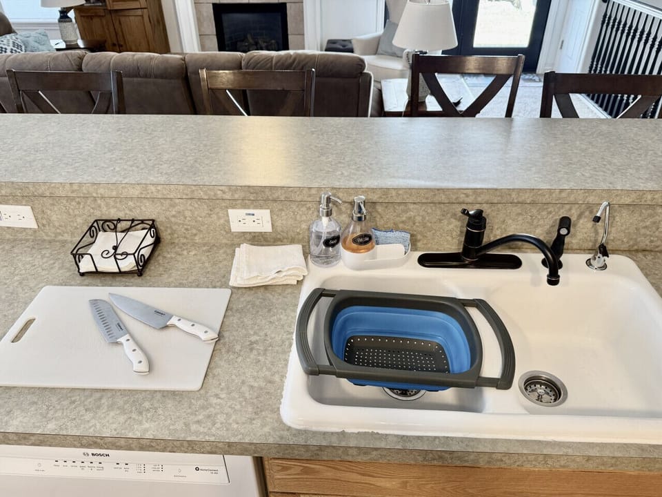 Full Kitchen