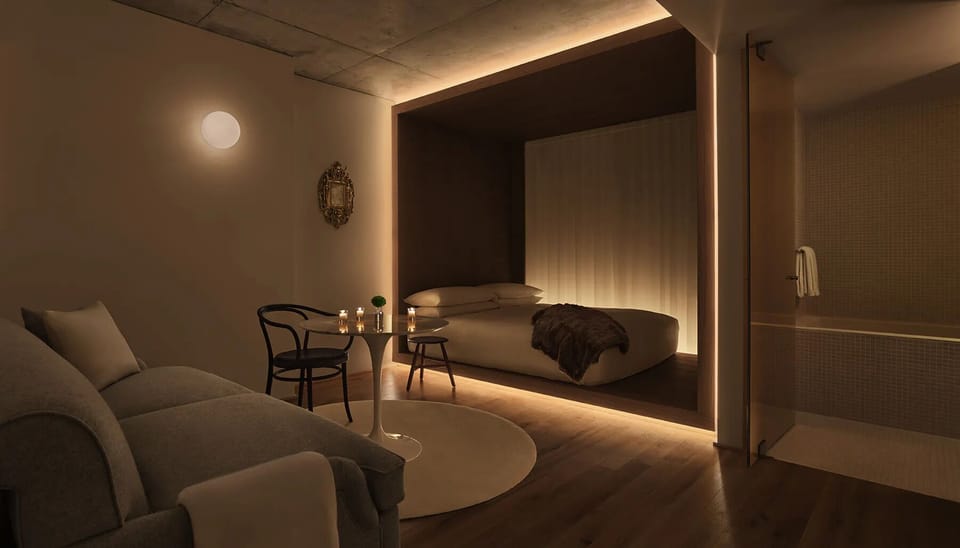 Unit with King size bed