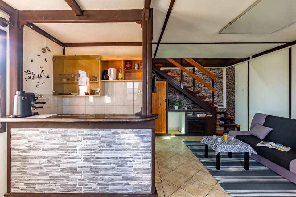 Kitchenette