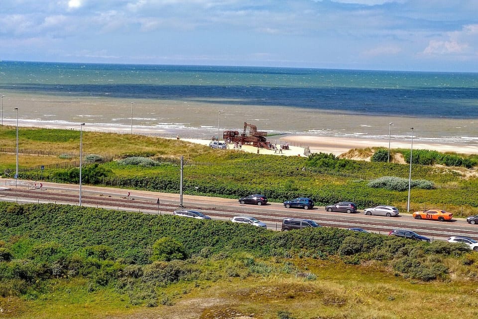 Surroundings [summer] (1-5 km)