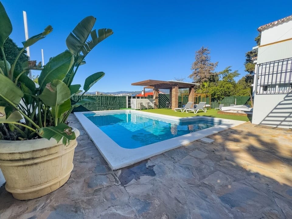 Piscina Barbacoa