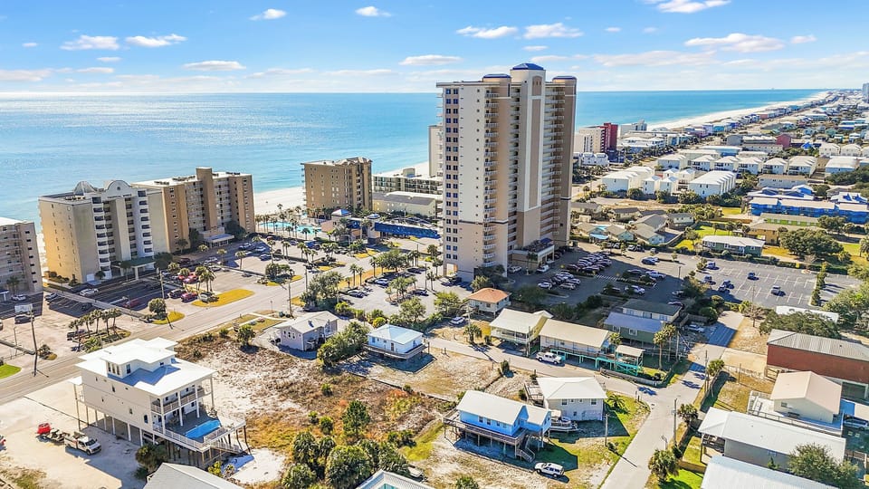 Located just steps to the white-sugary sand and emerald waters of Alabamas Gulf Coast