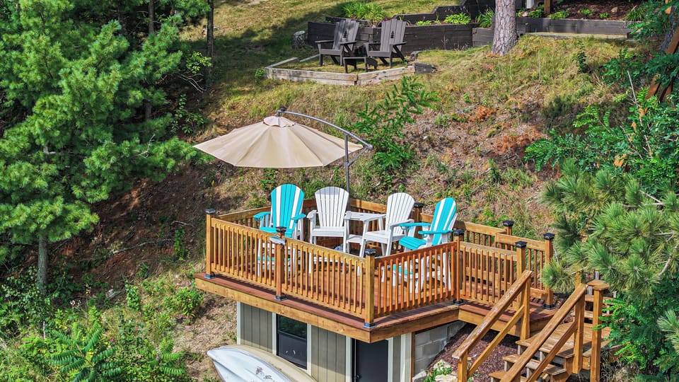 Boathouse Patio