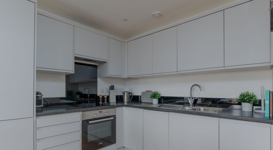 The kitchen is fully equipped to meet guests’ needs during their stay