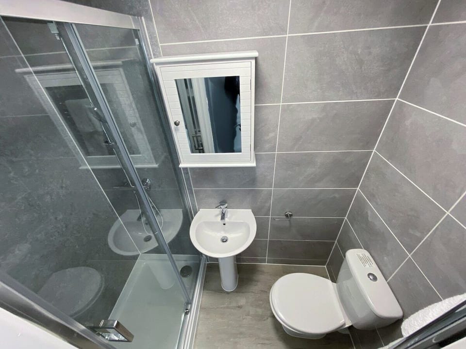 Ensuite