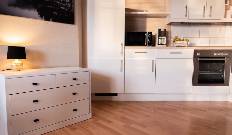Open-plan kitchen with dining area DAT MITTELSTE 445