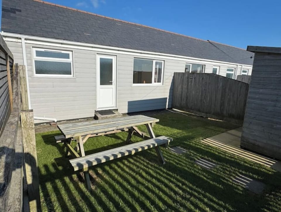 Chalet 1 - Private Garden