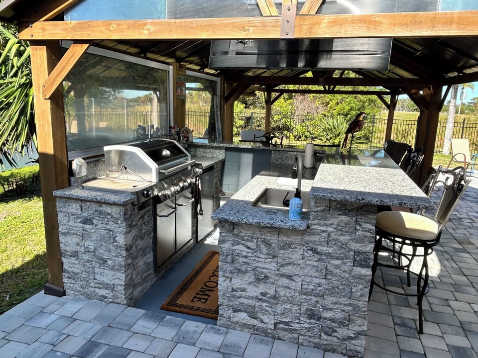 Outdoor kitchen