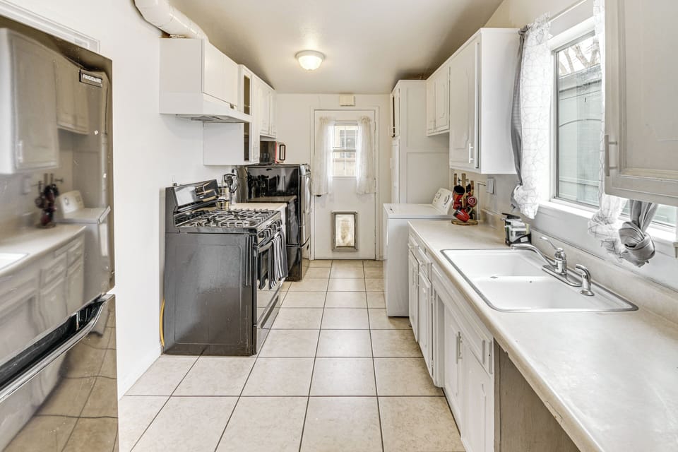 Kitchen | Cooking Basics | Drip Coffee Maker | Microwave