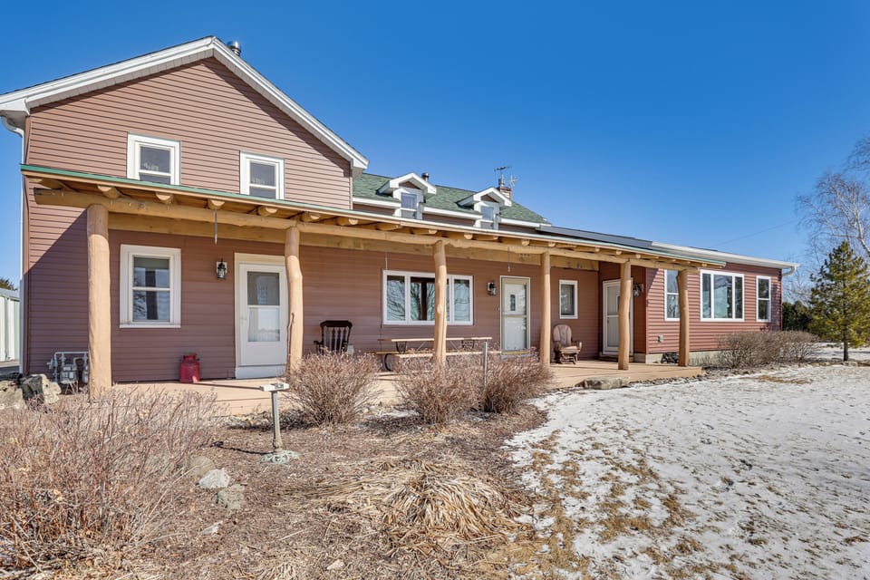 Hartford Vacation Rental | 3BR | 1BA | Stairs Required | 800 Sq Ft