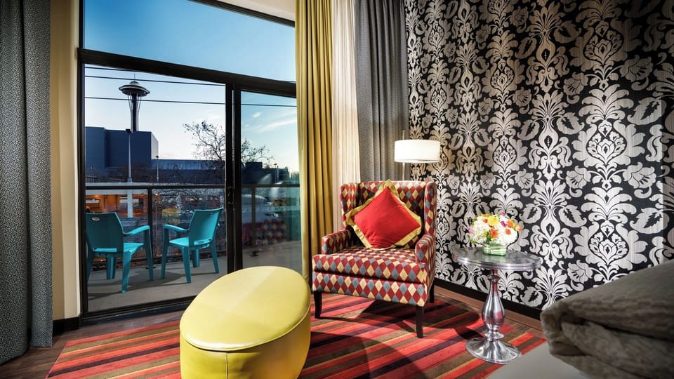 Sitting area/ Balcony