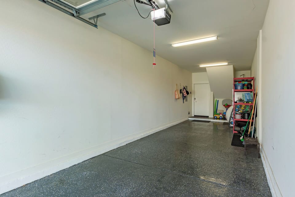 Private garage space