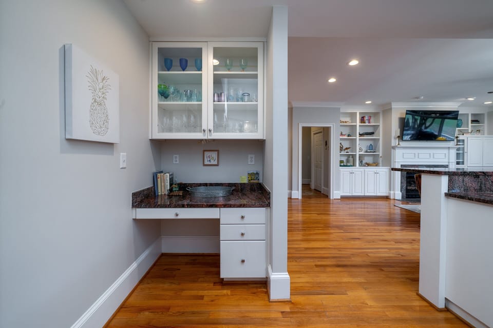 Separate bar station