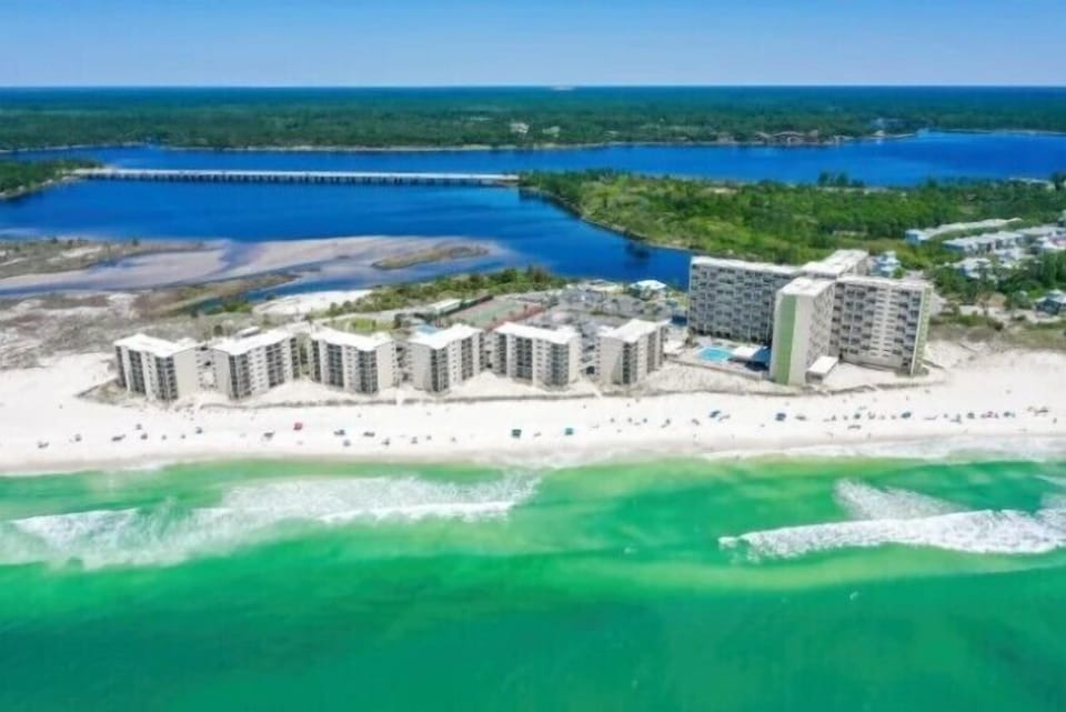 PP Aerial Complex View