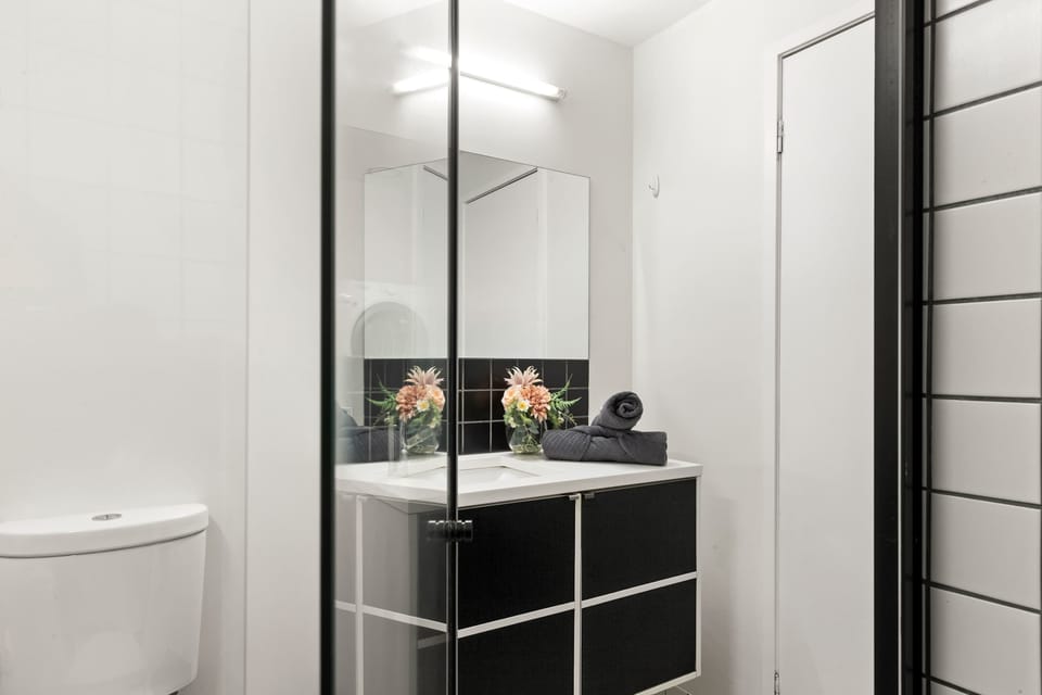 A warm & cozy bathroom.