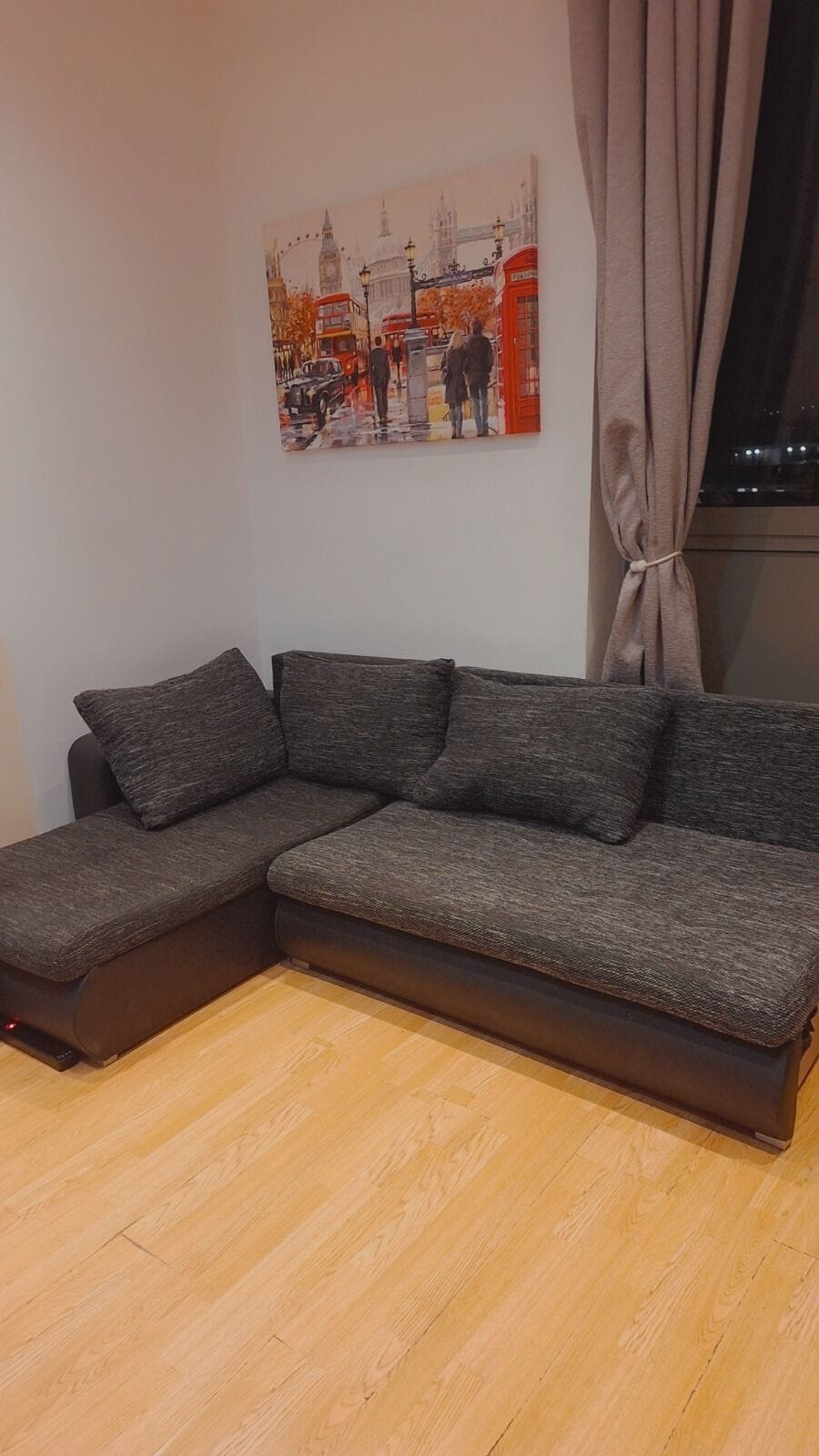 Living Room / Lounge