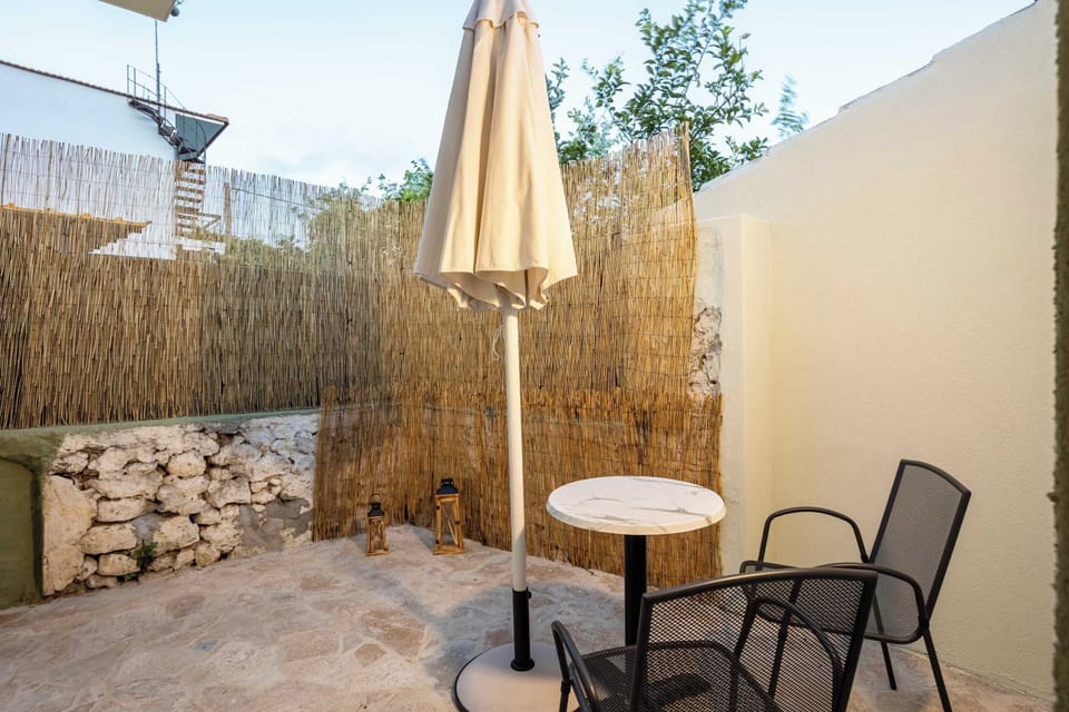 Exterior private seating area