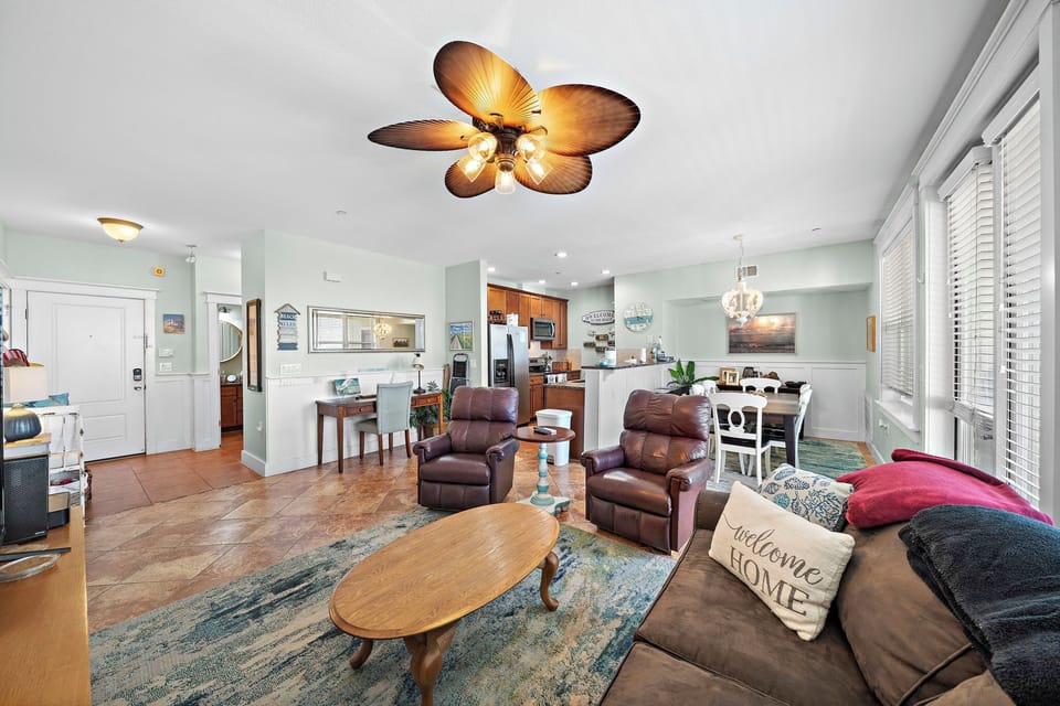 Living Room - Open Layout w/ Kitchen & Dining