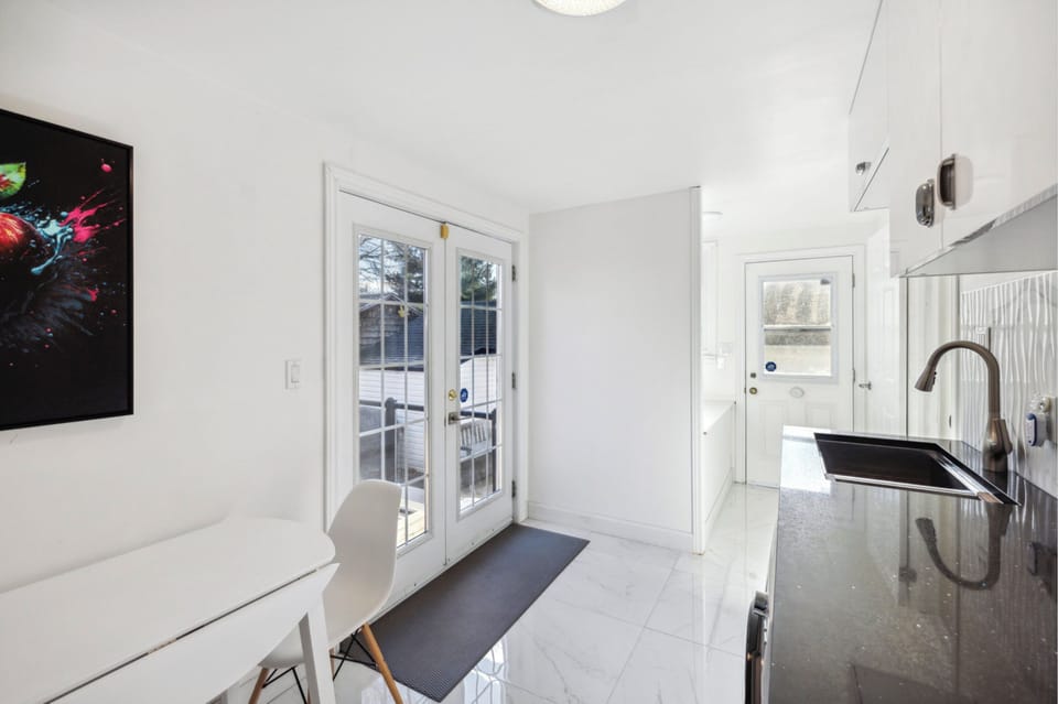 Summer Kitchen