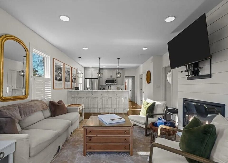 Living space with Smart TV & Fireplace