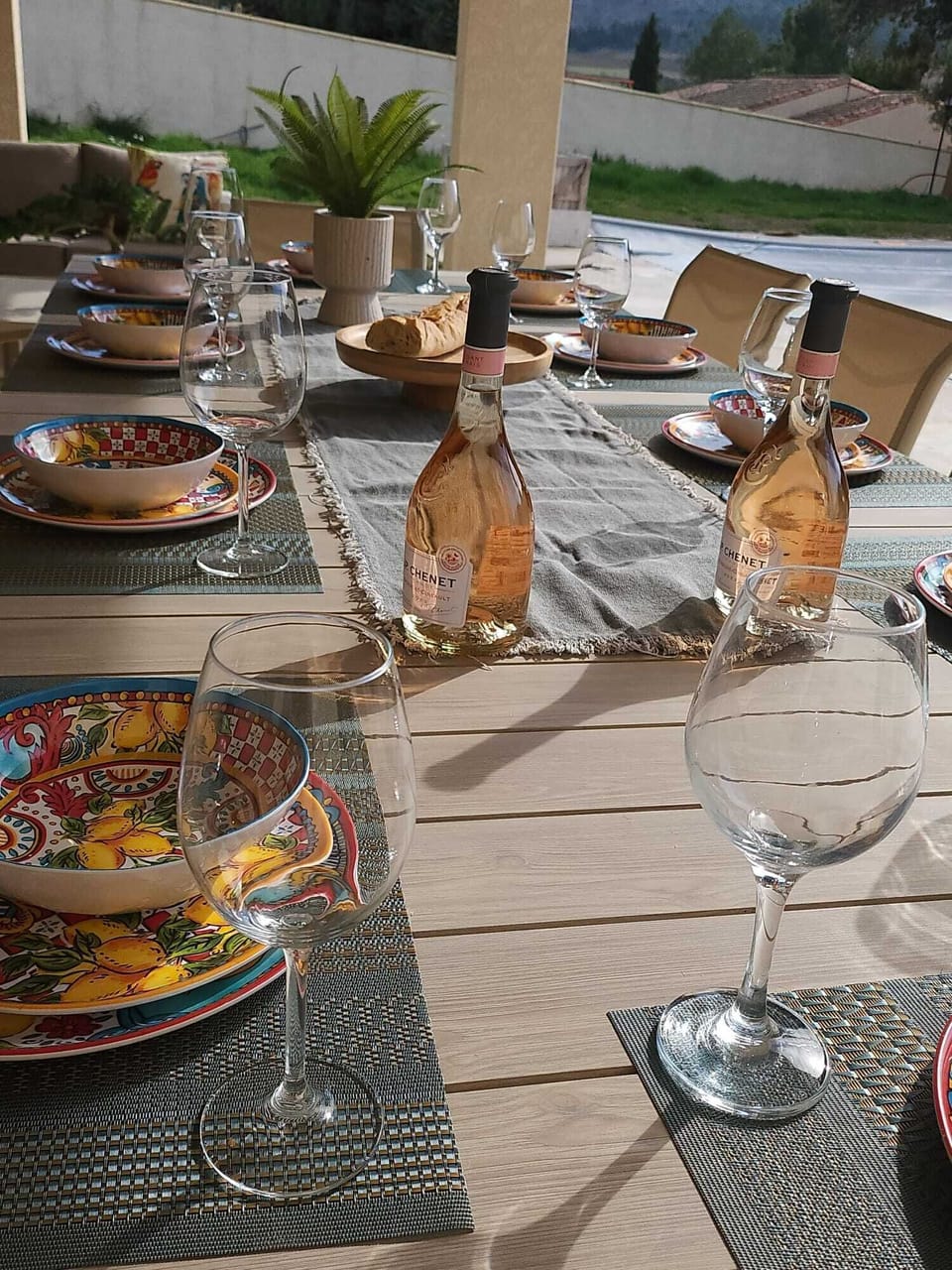 Outdoor dining
