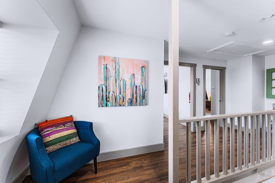 Upstairs sitting area