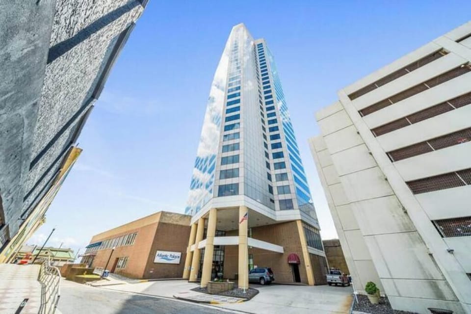 Steps from the boardwalk & casino, our chic condo is perfect for fun in the sun.