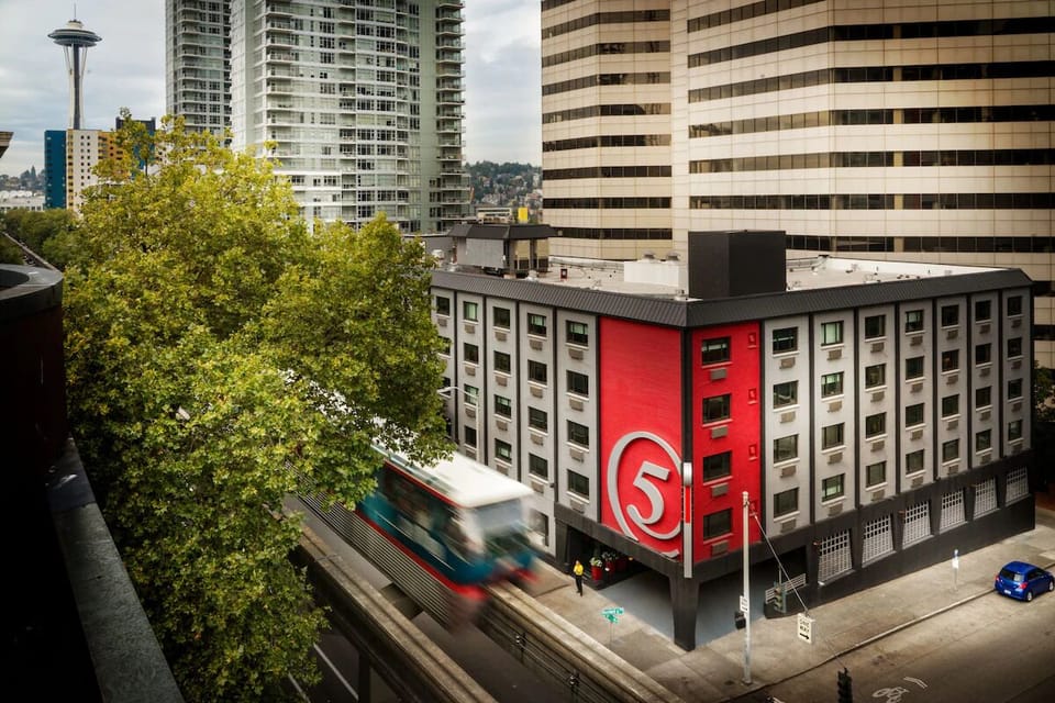 Picture arriving with effortless access in vibrant downtown surroundings.