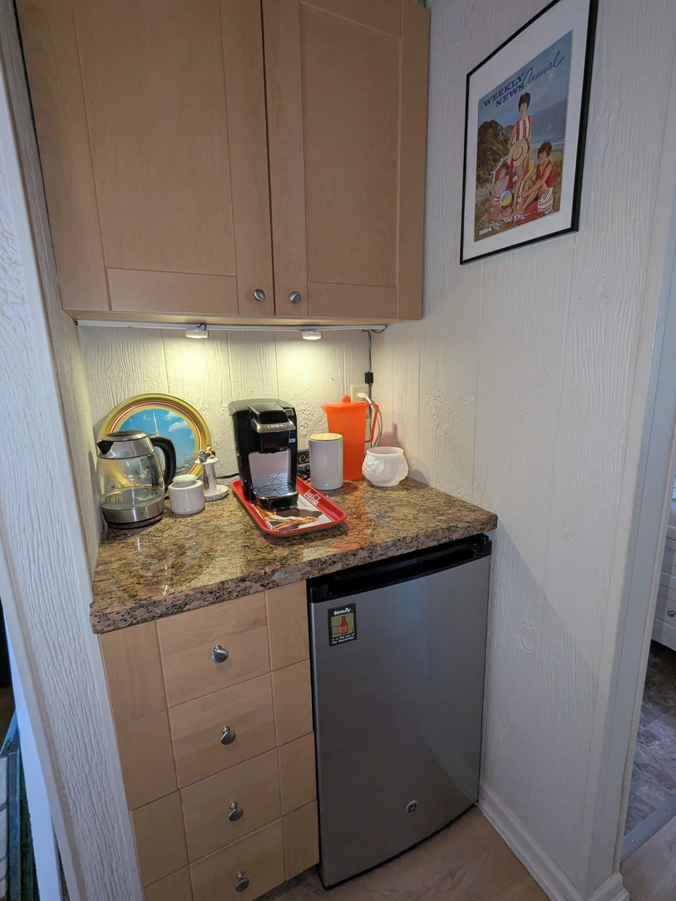 Coffee and tea station 