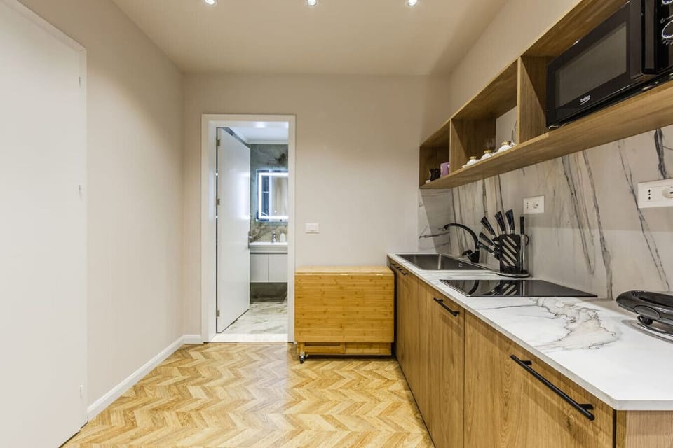 Fully-equipped kitchen
