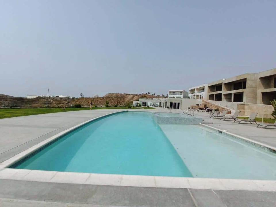 Exterior pool 