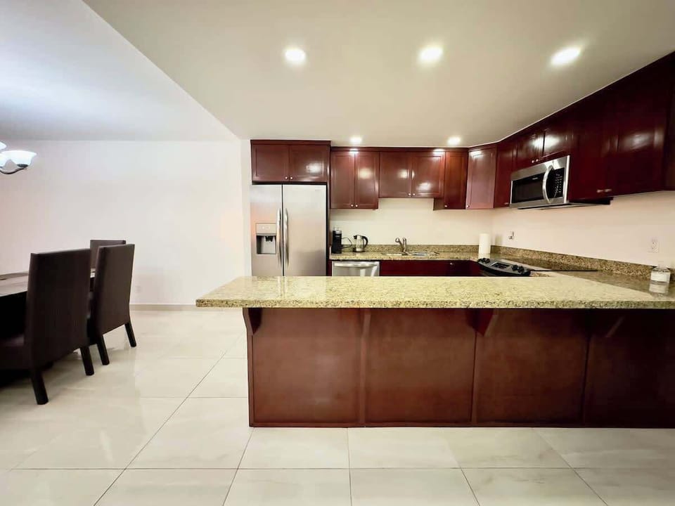 Fully equipped kitchen