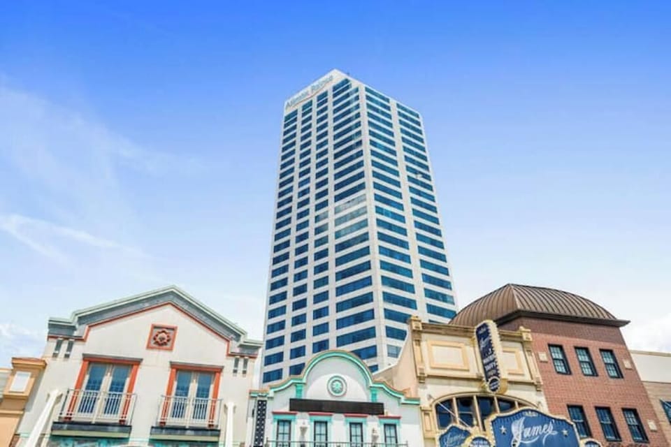 Stay at Atlantic Palace — Just Steps from the AC Boardwalk!