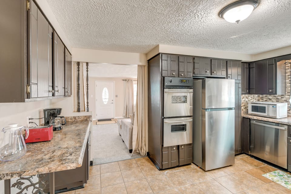 Kitchen | 1st Floor | Cooking Basics | Stove | Rice Cooker