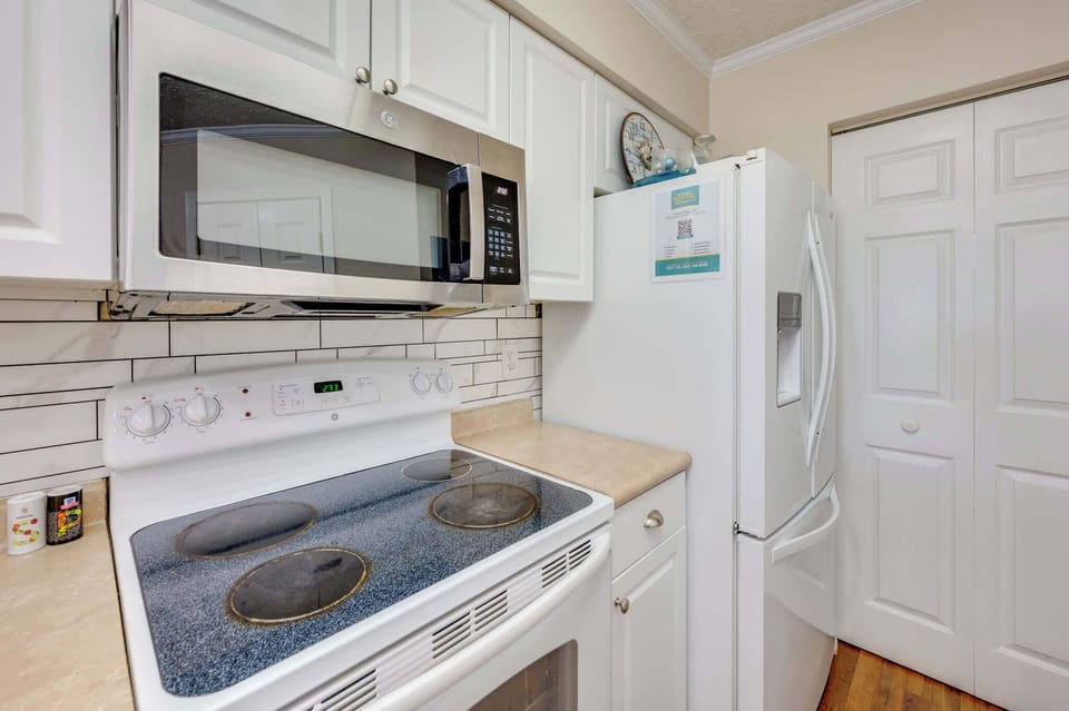 Fully Equipped Kitchen for Your Stay
