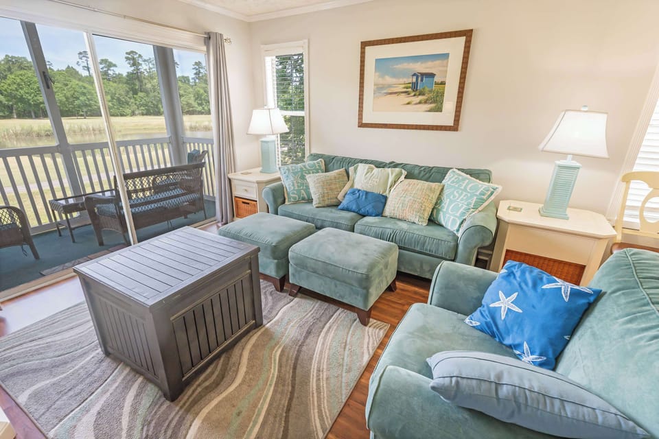 Amazing Living Room Beautifully Decorated ✨
