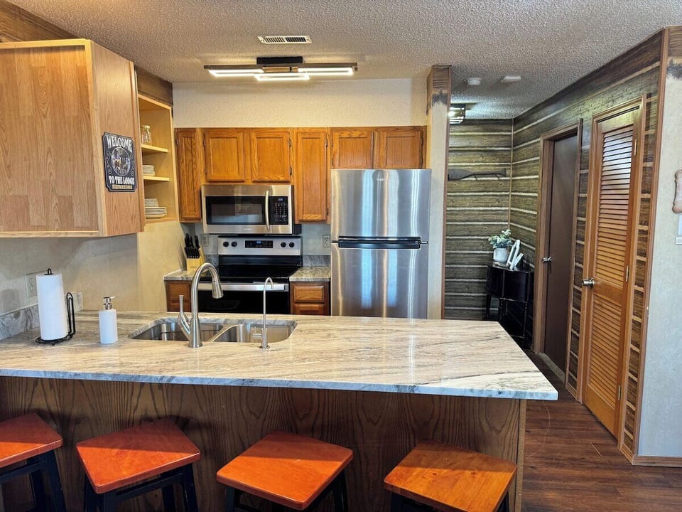 We have a fully equipped kitchen for your vacation needs.