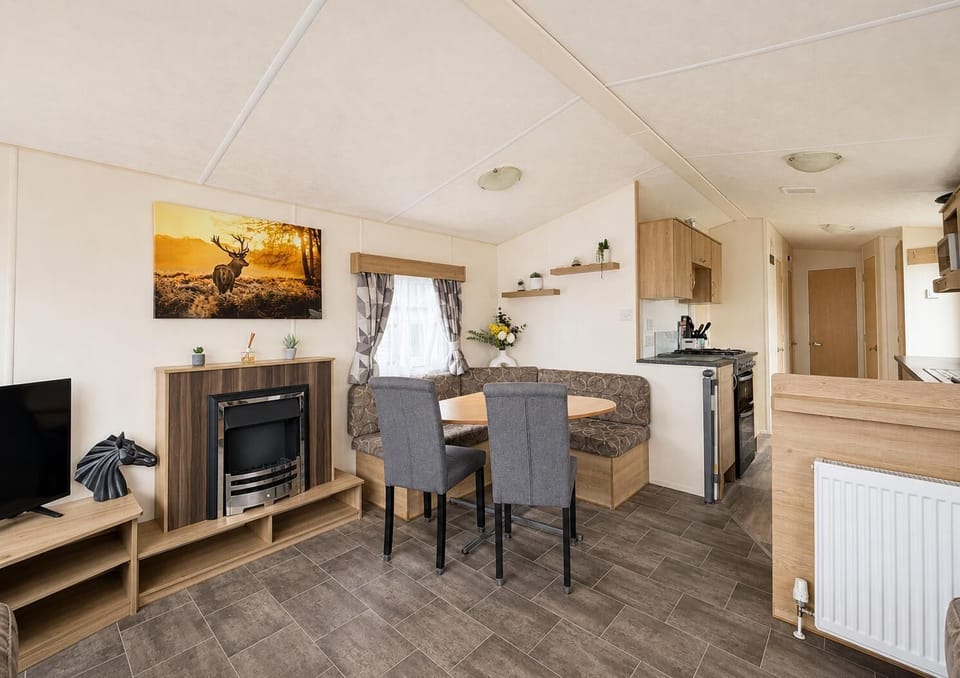 Kessingland Beach Parkdean is the ideal spot for short stays, offering family-friendly static caravans with comfortable living rooms and easy access to the stunning Lowestoft beach.