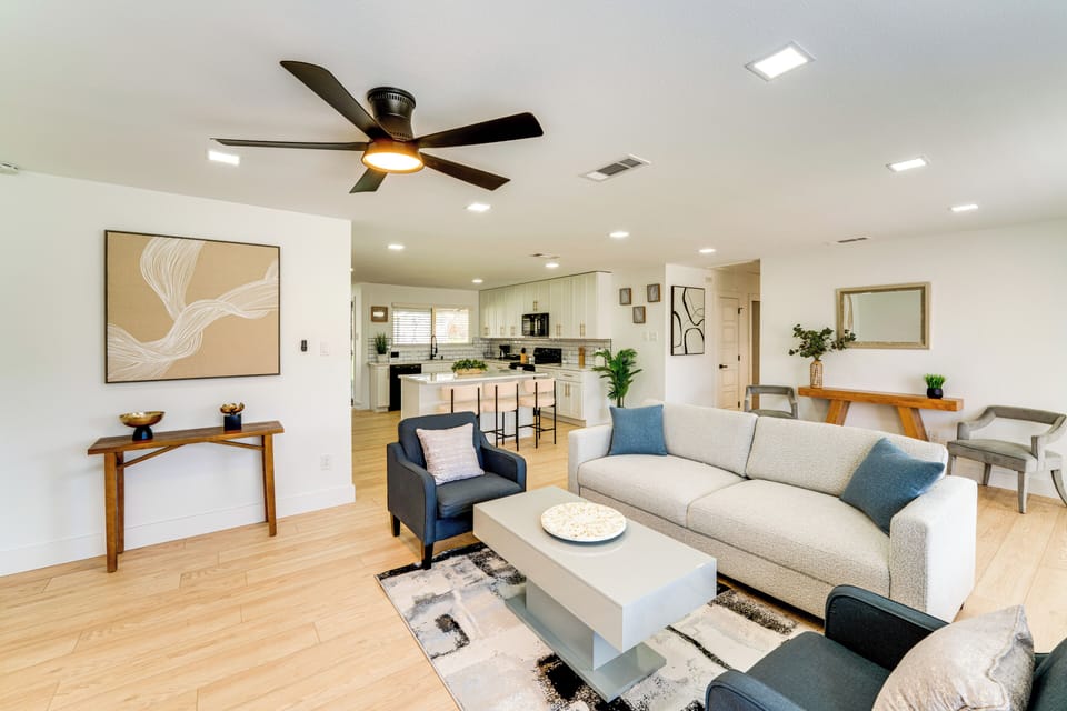 Irving Vacation Rental | 3BR | 2BA | 2 Small Steps to Enter | 1,504 Sq Ft