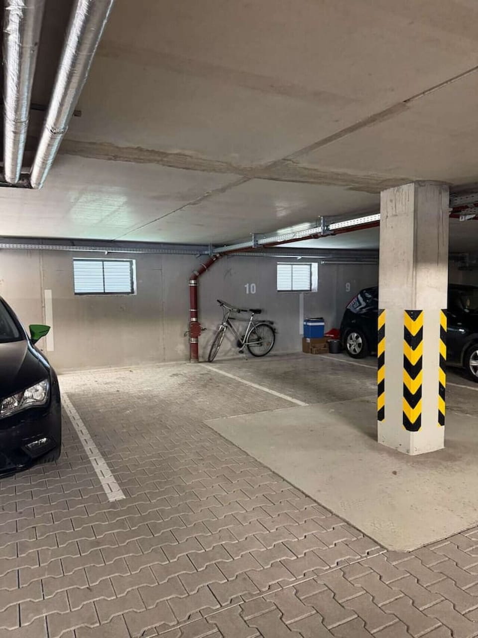 Freier Tiefgaragenstellplatz