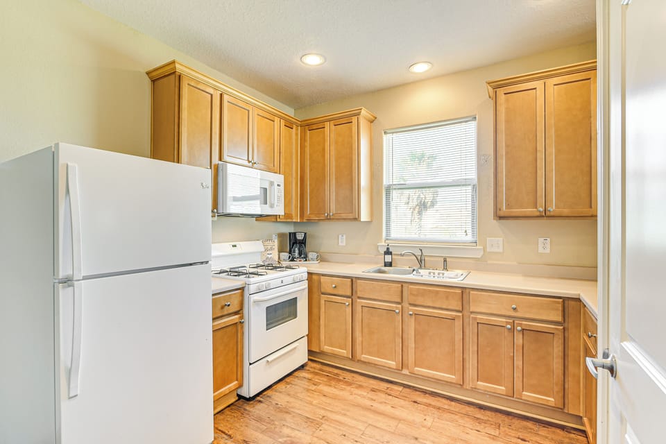 Kitchen | Cooking Basics | Drip Coffee Maker