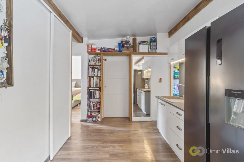 Ample storage and prep space.