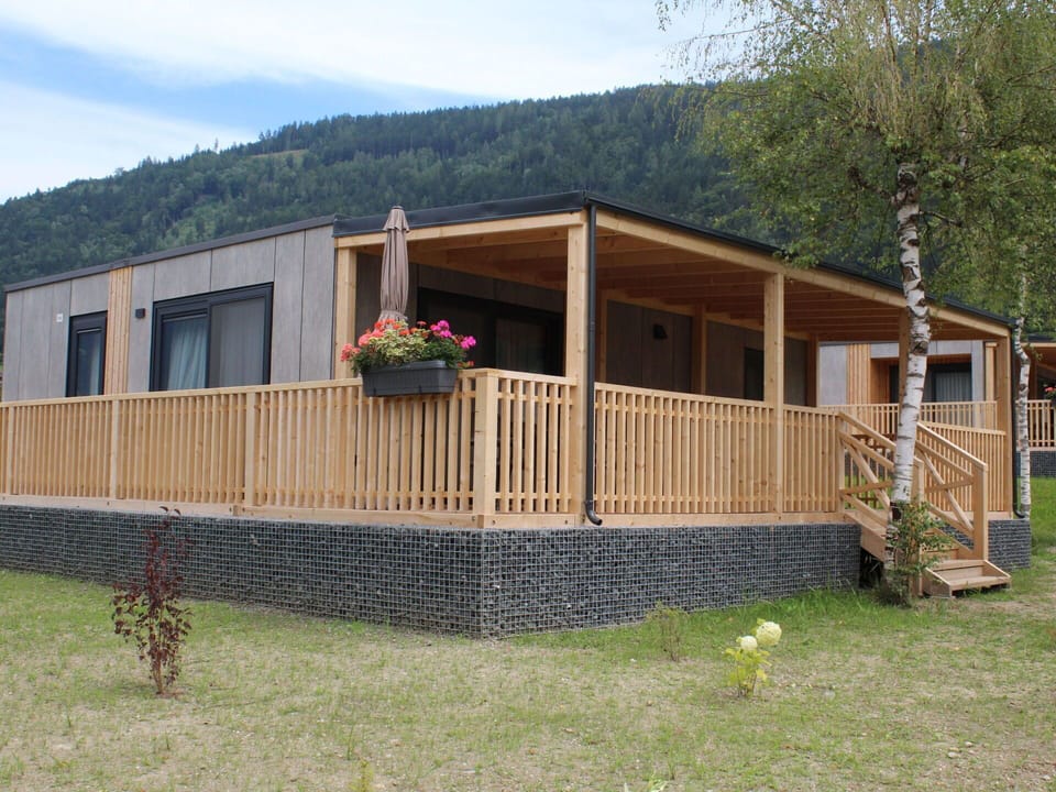 Wood, Hardwood, Porch, Wood Stain, Cottage, Garden Buildings, Shade, Natural Material, Plywood, Deck